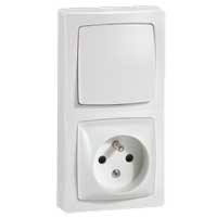 Legrand Переключатель + розетка 2К+З, 2 поста арт. 086065