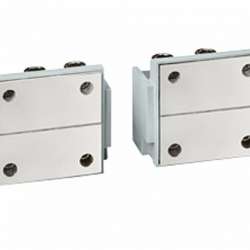 Legrand Расширитель полюсный для вертикального подключения шин 3Р для DMX3 1600 и 2500, 106 арт. 028888