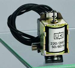 Legrand Расцепитель минимального напряжения с задержкой модуль задержки 230В арт. 026190