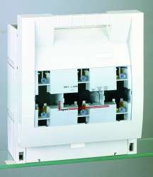 Legrand Разъединитель SPX с ножевыми контактами монтаж на пластину или DIN-рейку 630 A 3 М12 арт. 605208