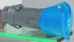 Legrand Розетка Hypra IP44 2К+З 230v32A арт. 052782