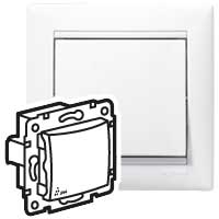 Legrand Valena Бел Переключатель 1-клавишный IP44 арт. 774206