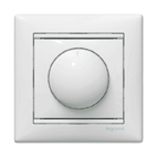 Legrand Valena Бел Светорегулятор поворотный 40-400W для ламп накаливания (вкл поворотом) арт. 770061