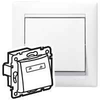 Legrand Valena Бел Выключатель без фиксации с подсветкой с держателем этикетки 10A 12В арт. 774217