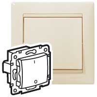 Legrand Valena Крем Выключатель 1-клавишный трехполюсный арт. 774303