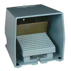 SE Педальный переключатель 1 шаг НЗ+НО XPEM510 арт. XPEM510