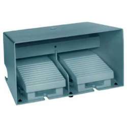 SE Переключатель педальный 1шаг NC+NC+NO оранжевый арт. XPEM3100D