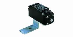 SE Sarel Дверной выключатель для шкафа Thalassa арт. NSYSNLPLA