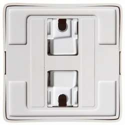 SE Wessen ХИТ наруж Бел Розетка с/з со шторками, с изолирующей пластиной, 16А, 250В арт. RA16-138I-B