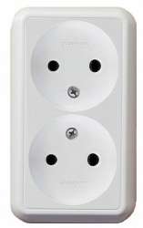 SE Wessen Прима наруж Бел Розетка 2-ая б/з без шторок 10А (в сборе) (индивид.упак.) арт. RA16-213-BI