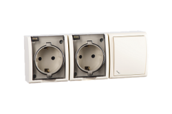 Simon 15 Aqua Бежевый Блок: Розетка 2-ая 2P+E Schuko 16А 250В + выключатель проход.10А 250В, IP54 арт. 1594526-031