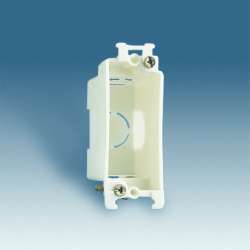 Simon 27 Коробка установочная узкая для 27614-31, 27624-31 арт. 27714-31