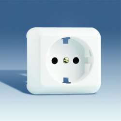 Simon 73 Белая Накладка розетки с/з со шторками арт. 73044-30