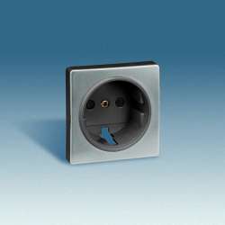 Simon 82 Алюминий Накладка розетки 1-ая с/з арт. 82041-33