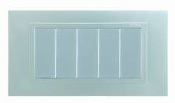 Simon 82 Centr. Алюминий/Алюминий (металл.им) Рамка с суппортом на 5 узких модулей арт. 82957-33