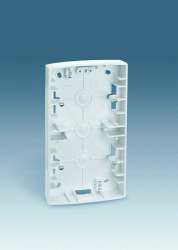 Simon 82 Слоновая кость Коробка наружной установки 1-ая, 89х89х37 mm арт. 82751-31