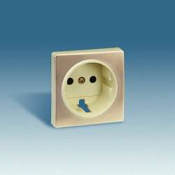 Simon 82 Слоновая кость/Шампань Накладка розетки 1-ая с/з арт. 82041-64