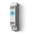 FINDER Щитовой термостат для включения охлаждения; диапазон температур 0…+60°C; 1NO 10A; модульный, ширина 17.5мм; степень защиты IP20(арт.7T8100002303)